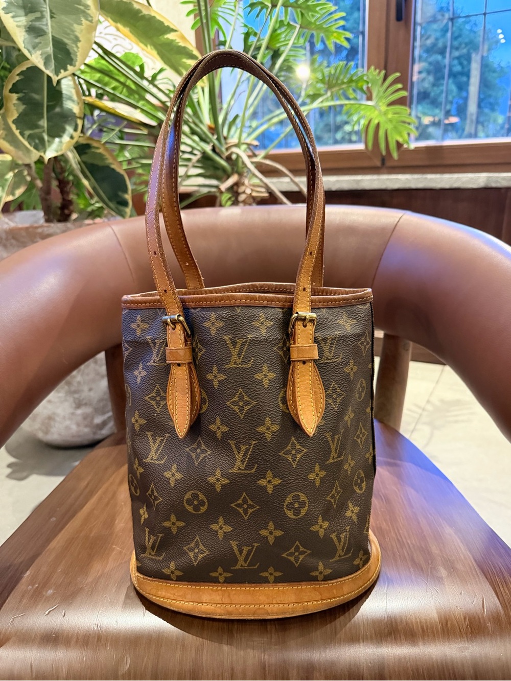 Louis Vuitton Vintage Monogram Petit Bucket PM Shoulder Bag
